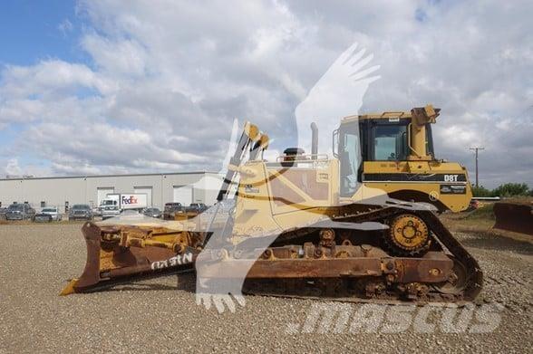 CAT D8T Buldozer sobre oruga