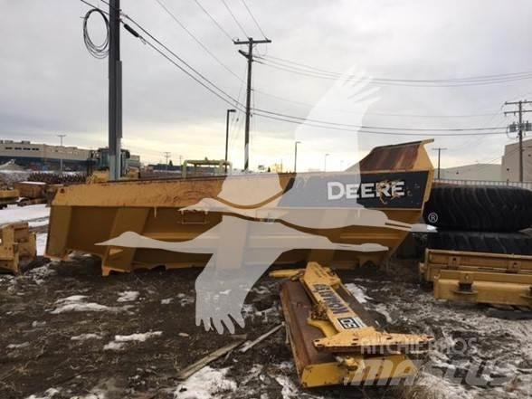 John Deere  Construcción - Otros