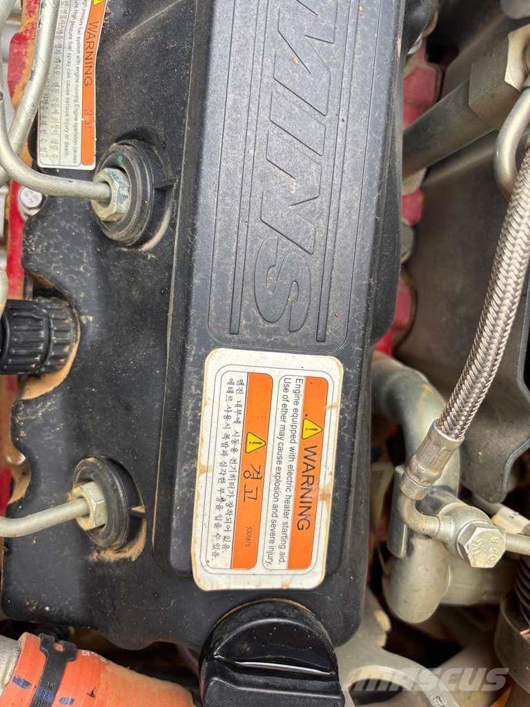 Hyundai HC130ALCR Excavadoras especiales