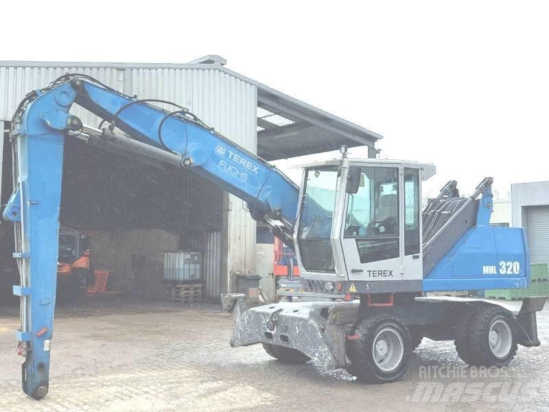 Fuchs MHL 320 D Excavadoras de manutención