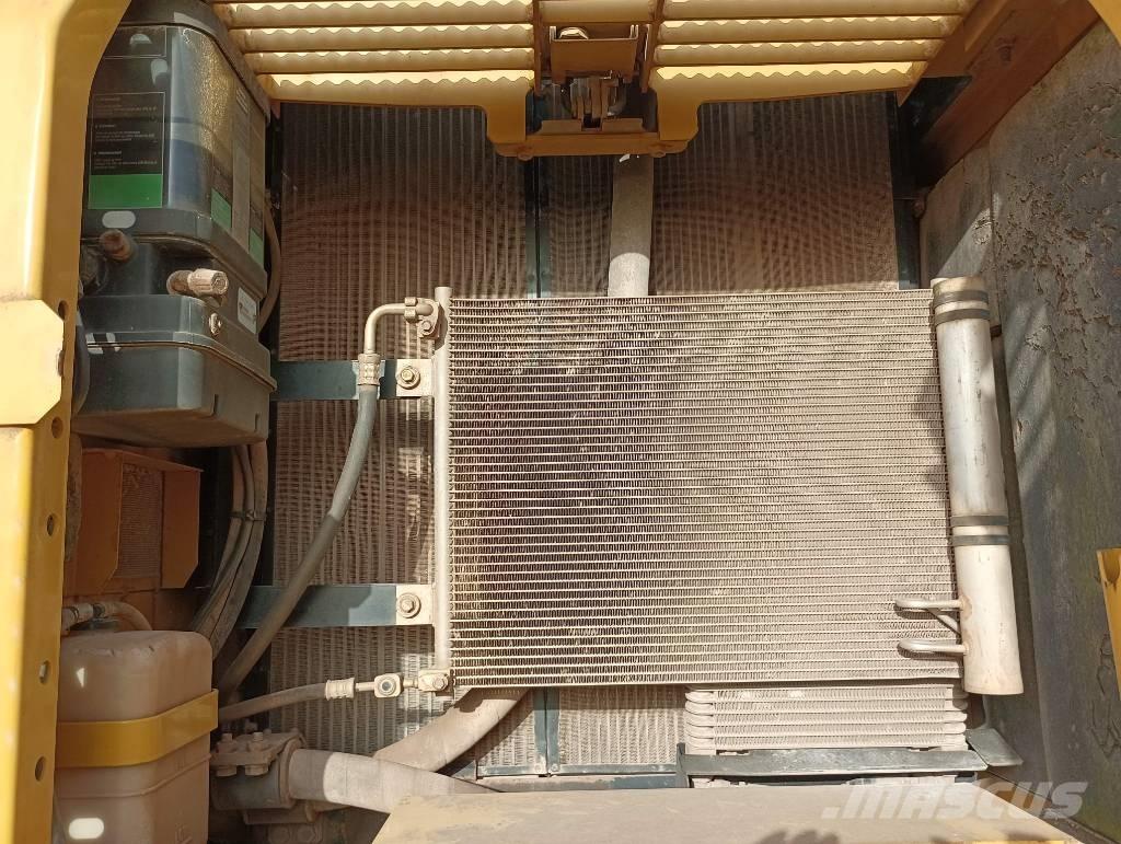 Komatsu PC 210 LC-8 Excavadoras de cadenas