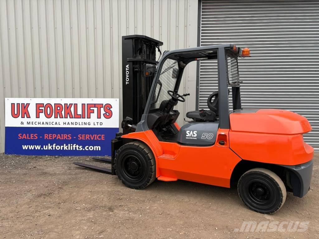 Toyota 7 FDA 50 Carretillas diesel