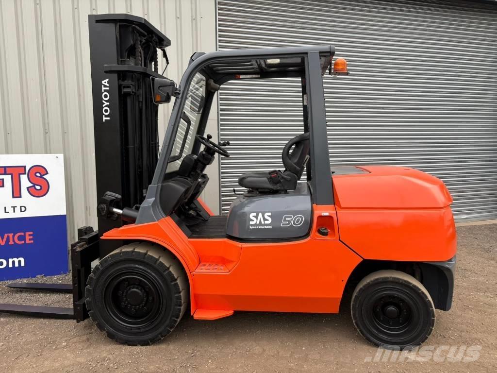 Toyota 7 FDA 50 Carretillas diesel