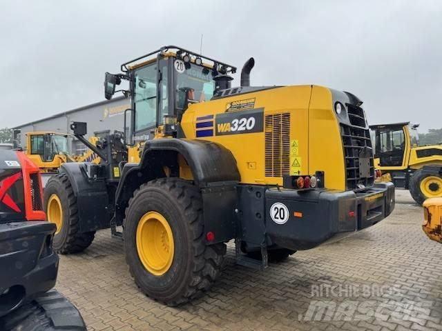 Komatsu WA 320 Cargadoras sobre ruedas