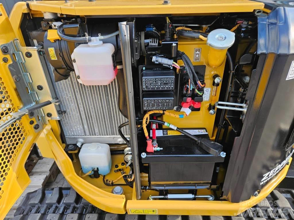 CAT 302.7 CR Mini excavadoras < 7t