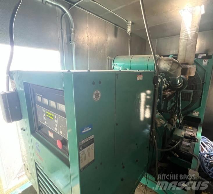 Cummins KTA19 Generadores diesel