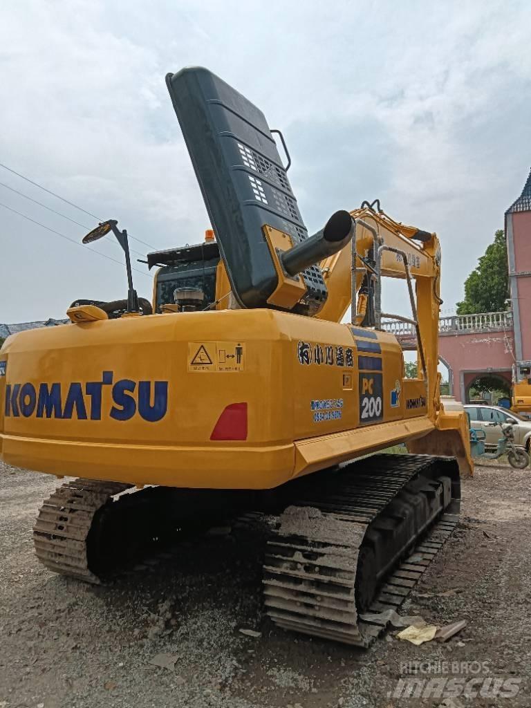 Komatsu PC 200-8 Excavadoras de cadenas
