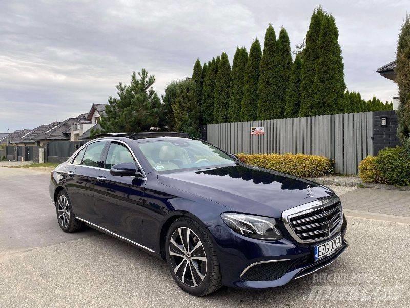 Mercedes-Benz E 300D Coches