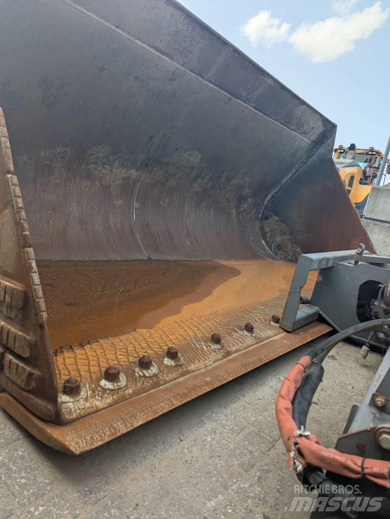 Volvo L 350 H Cucharones