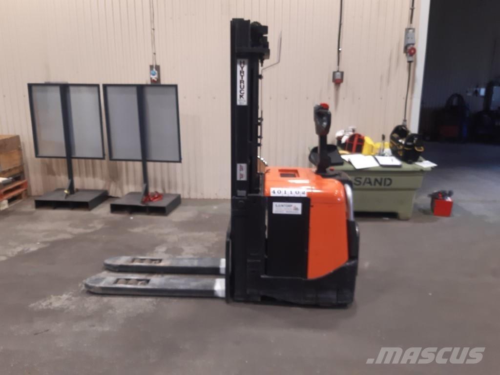 BT SPE125L Apiladores eléctricos autopropulsados