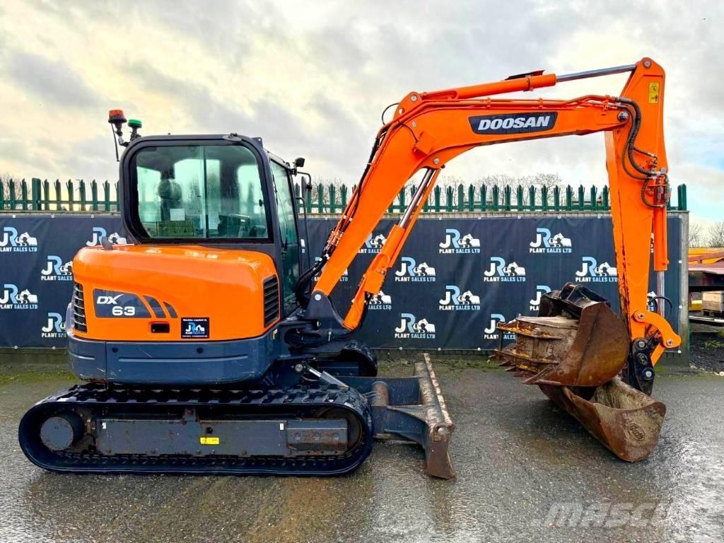 Doosan DX 63-3 Excavadoras de cadenas