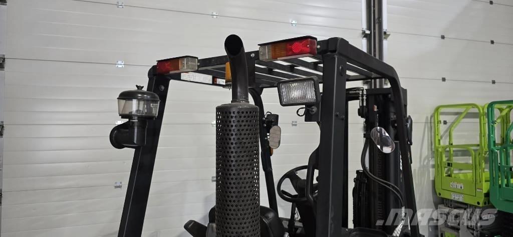 Doosan D 30 GP Carretillas diesel