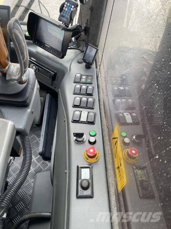 Komatsu 911.5 Cosechadoras