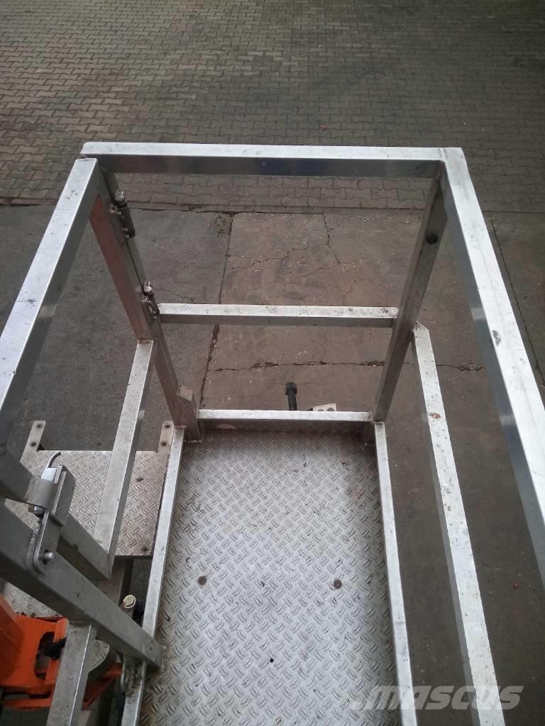 Palfinger P 250 BK Plataformas sobre camión
