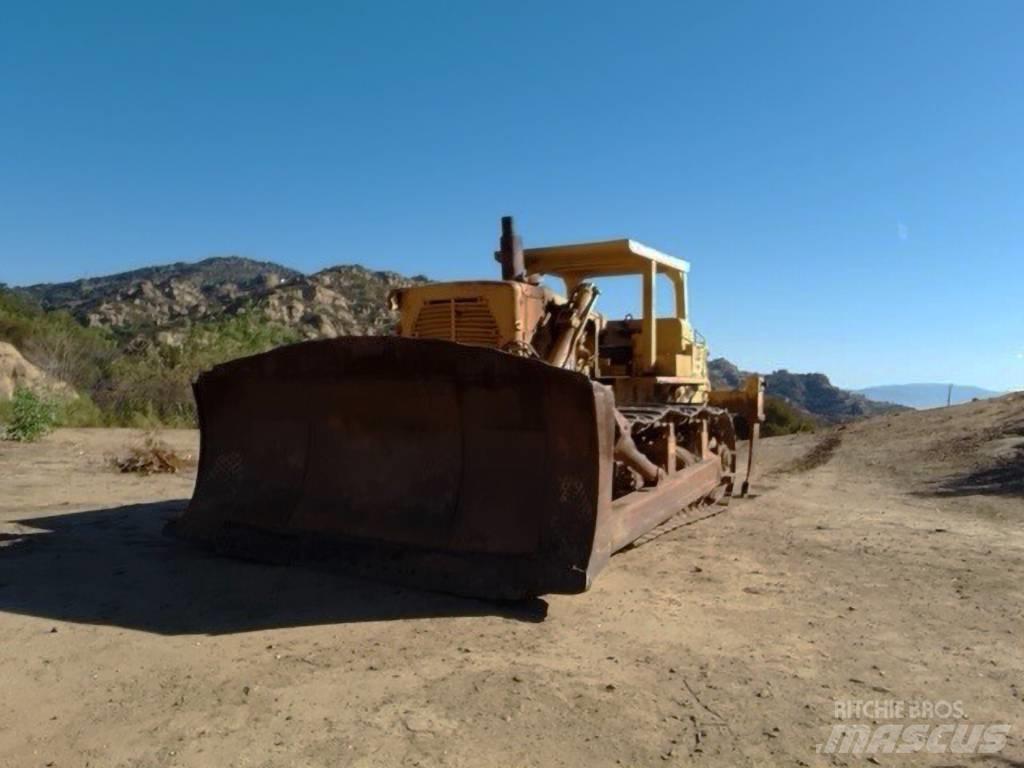 CAT D 9 G Buldozer sobre oruga