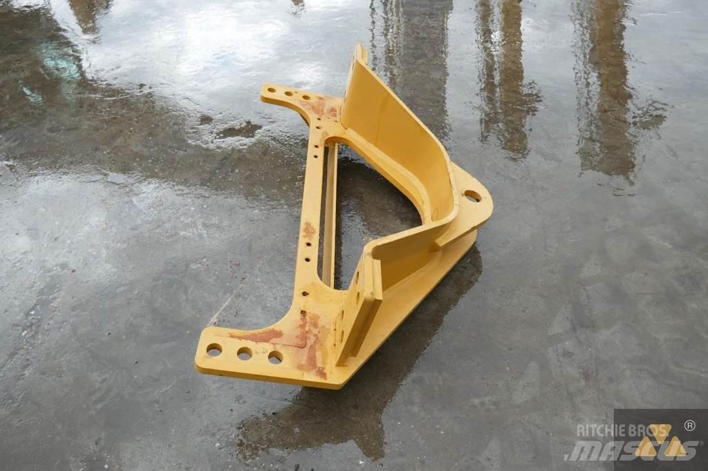 CAT 140M3 Drawbar Transporte - Otros