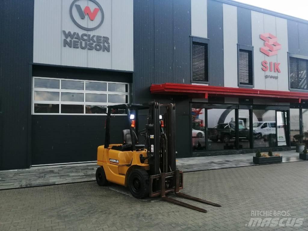 CAT DP 25 K Carretillas diesel