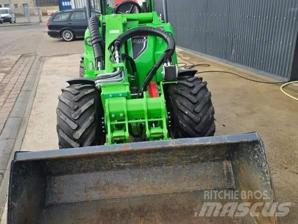 Avant 860 i Minicargadoras