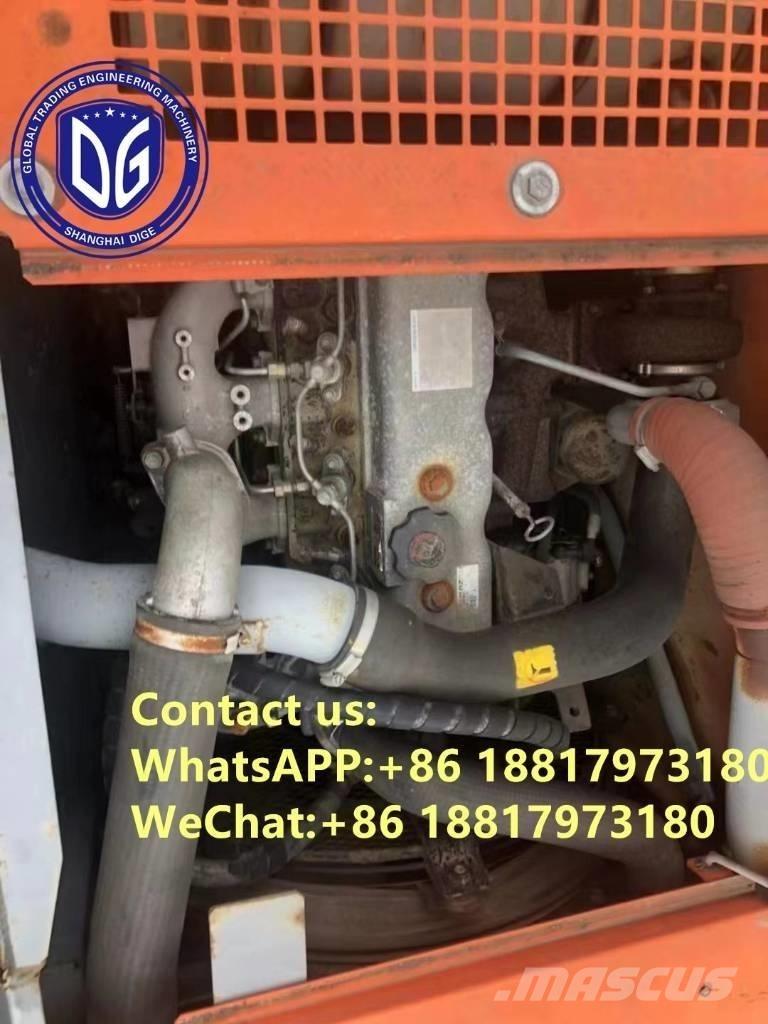 Hitachi ZX 135 US Excavadoras de cadenas