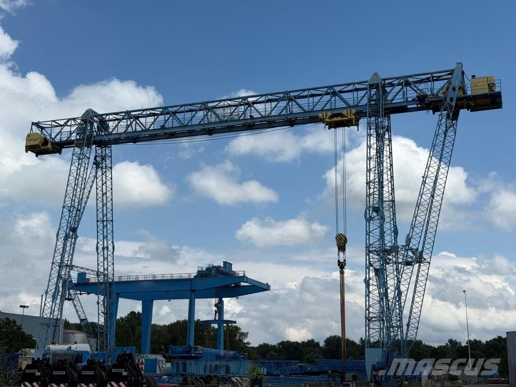 Voest Alpine P22 Grúas articuladas y otra maquinaria de elevación