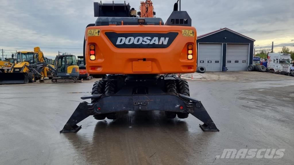 Doosan DX 210 W - 5 Excavadoras de ruedas