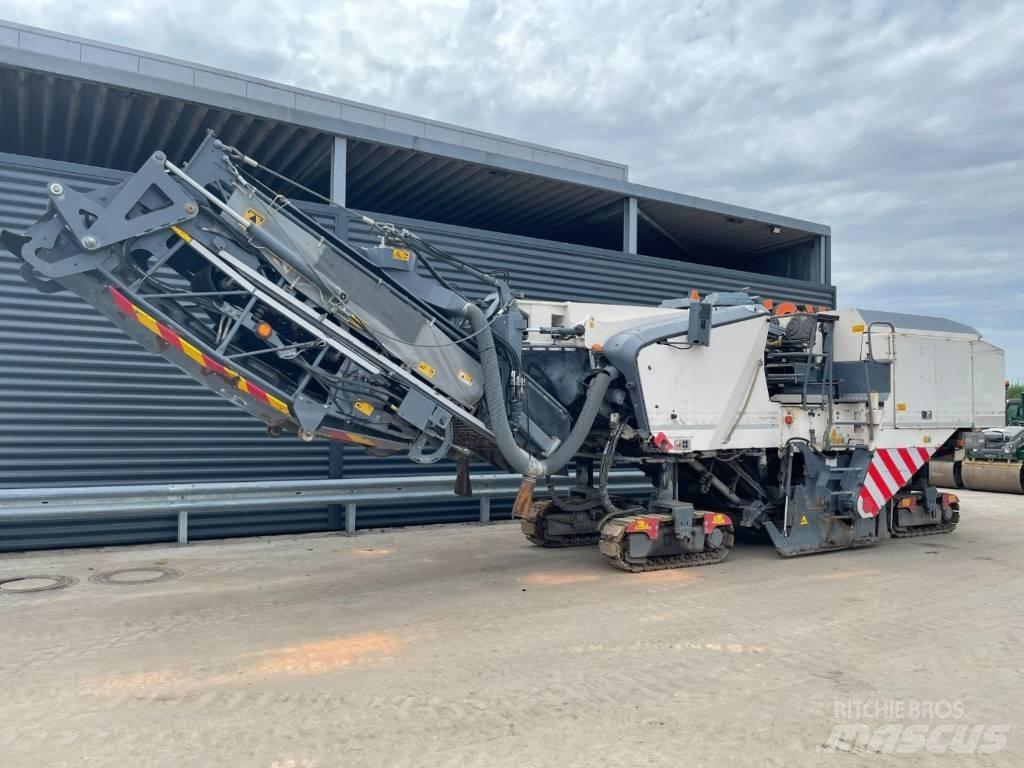 Wirtgen W 210 Máquinas moledoras de asfalto en frío