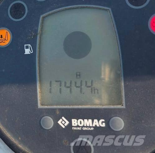 Bomag BW 120 Rodillos de doble tambor