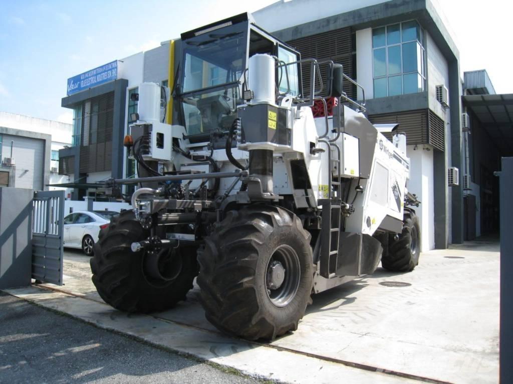 Wirtgen WR 2500 Equipos para la estabilización de suelos y reciclaje de asfalto