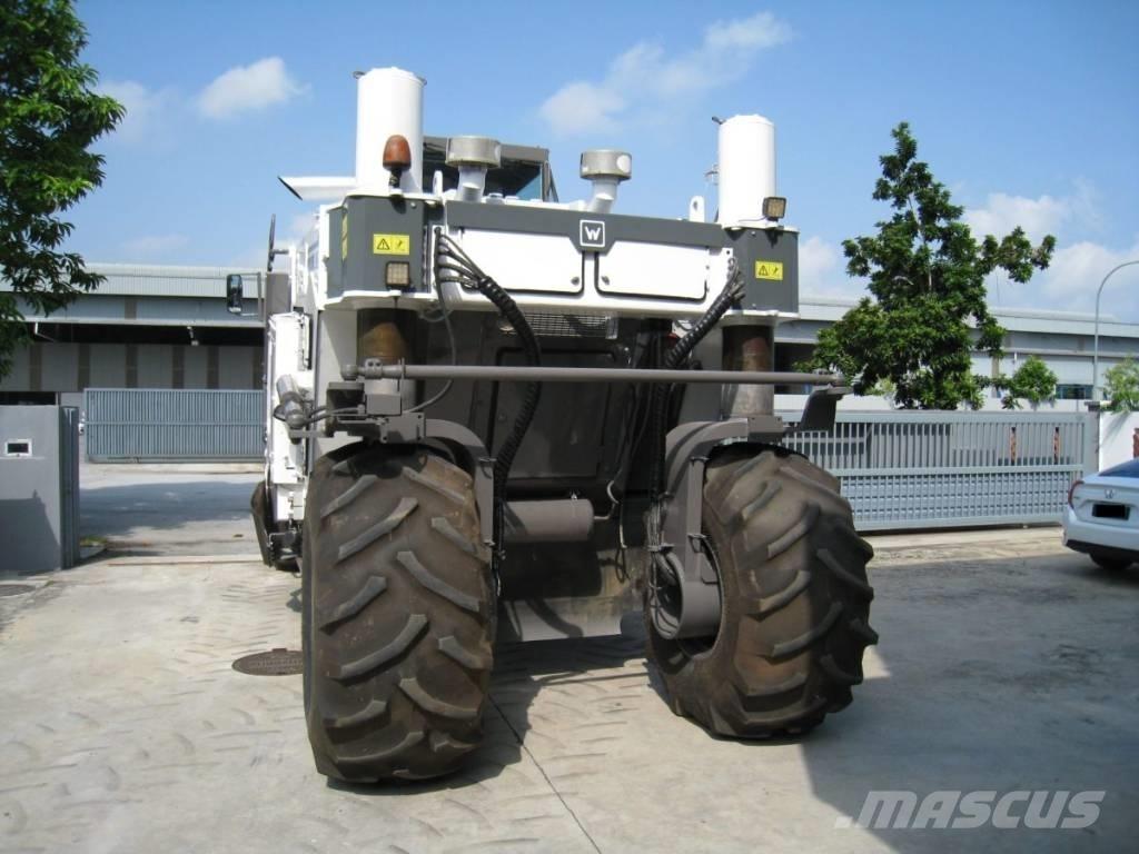 Wirtgen WR 2500 Equipos para la estabilización de suelos y reciclaje de asfalto