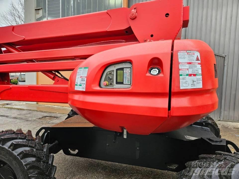 Manitou 160 ATJ Plataforma de trabajo articulada