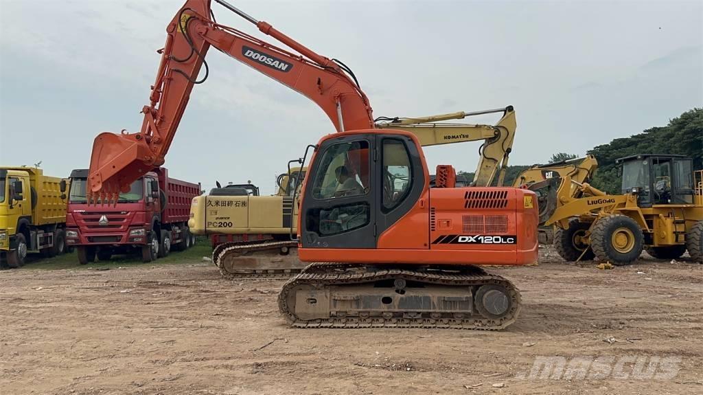 Doosan DX 120 Excavadoras de cadenas