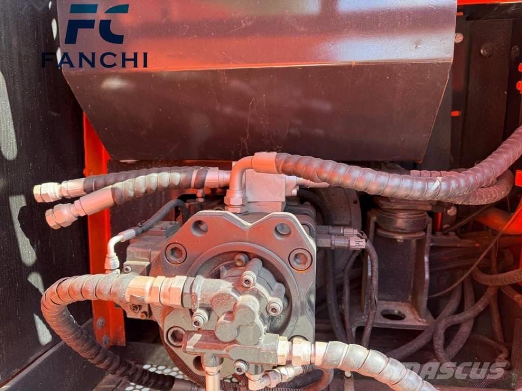 Doosan DX 225 Excavadoras de cadenas