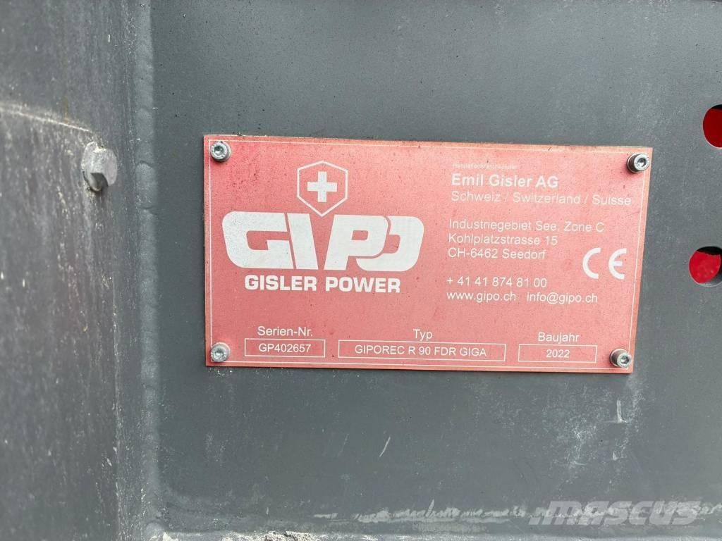 GIPO P90 GIGA Machacadoras