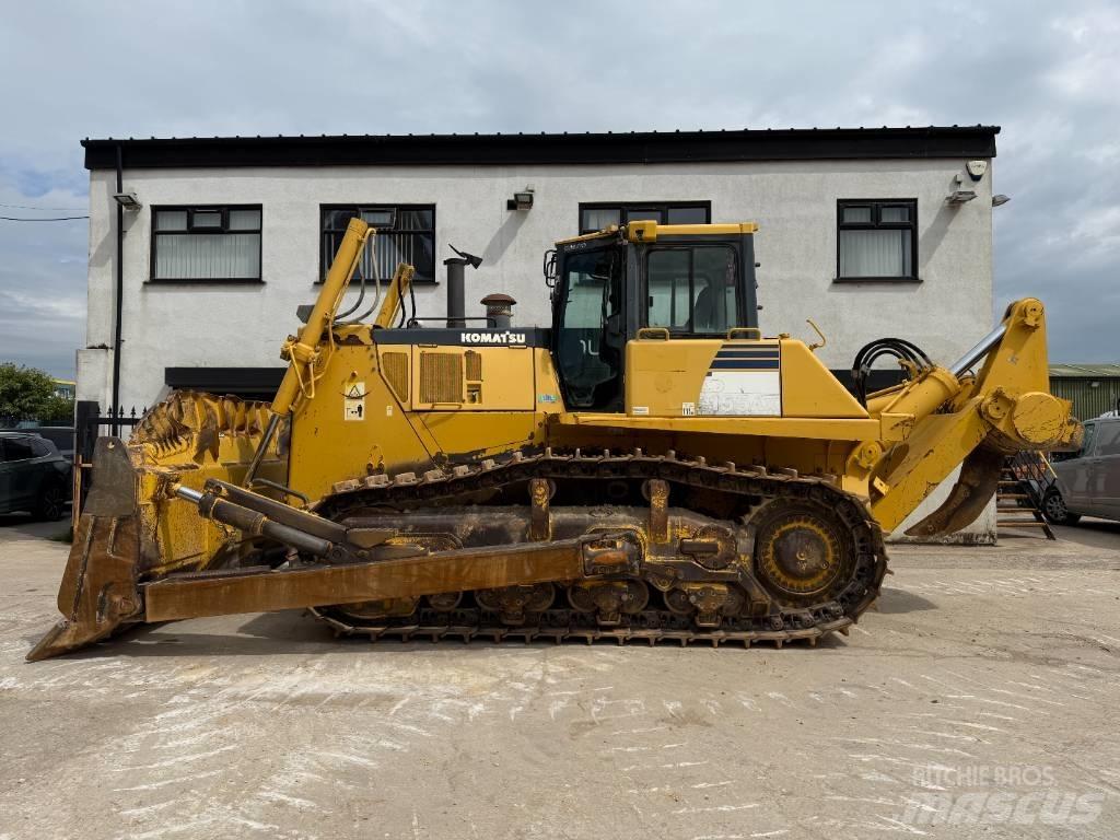 Komatsu D 155 AX-6 Buldozer sobre oruga