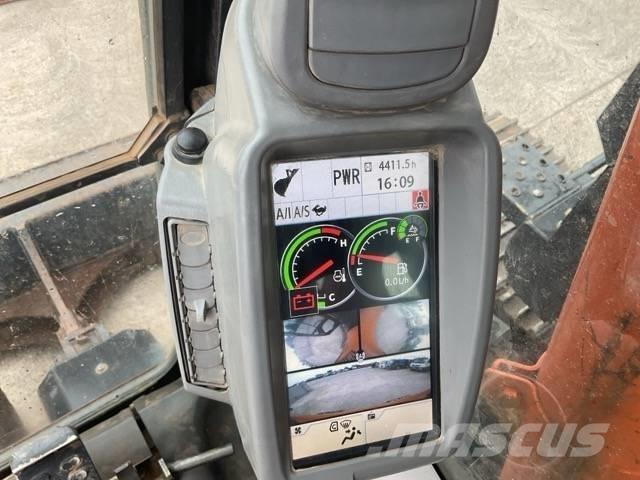 Hitachi ZX 135 US-6 Excavadoras de cadenas
