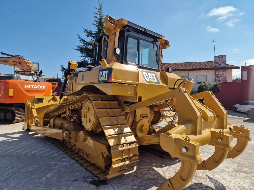 CAT D 6 T XL Buldozer sobre oruga