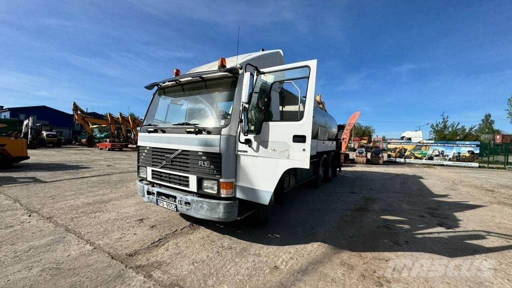 Volvo FL GUDRONATOR Pulverizador de asfalto