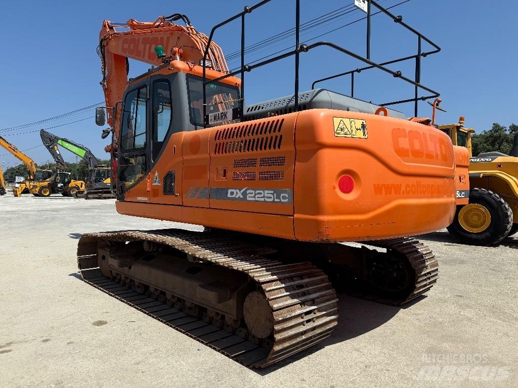  Dossan DX 225LC 3 Excavadoras de cadenas