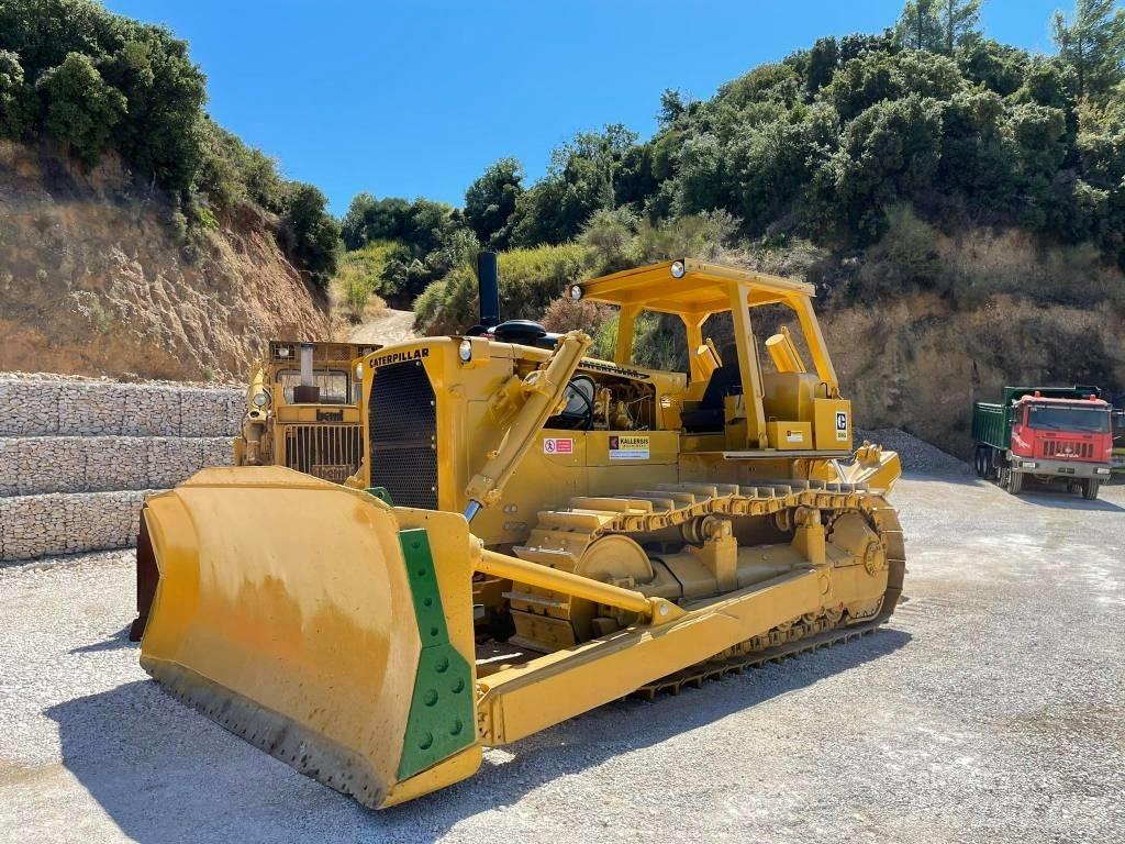 CAT D 9 G Buldozer sobre oruga