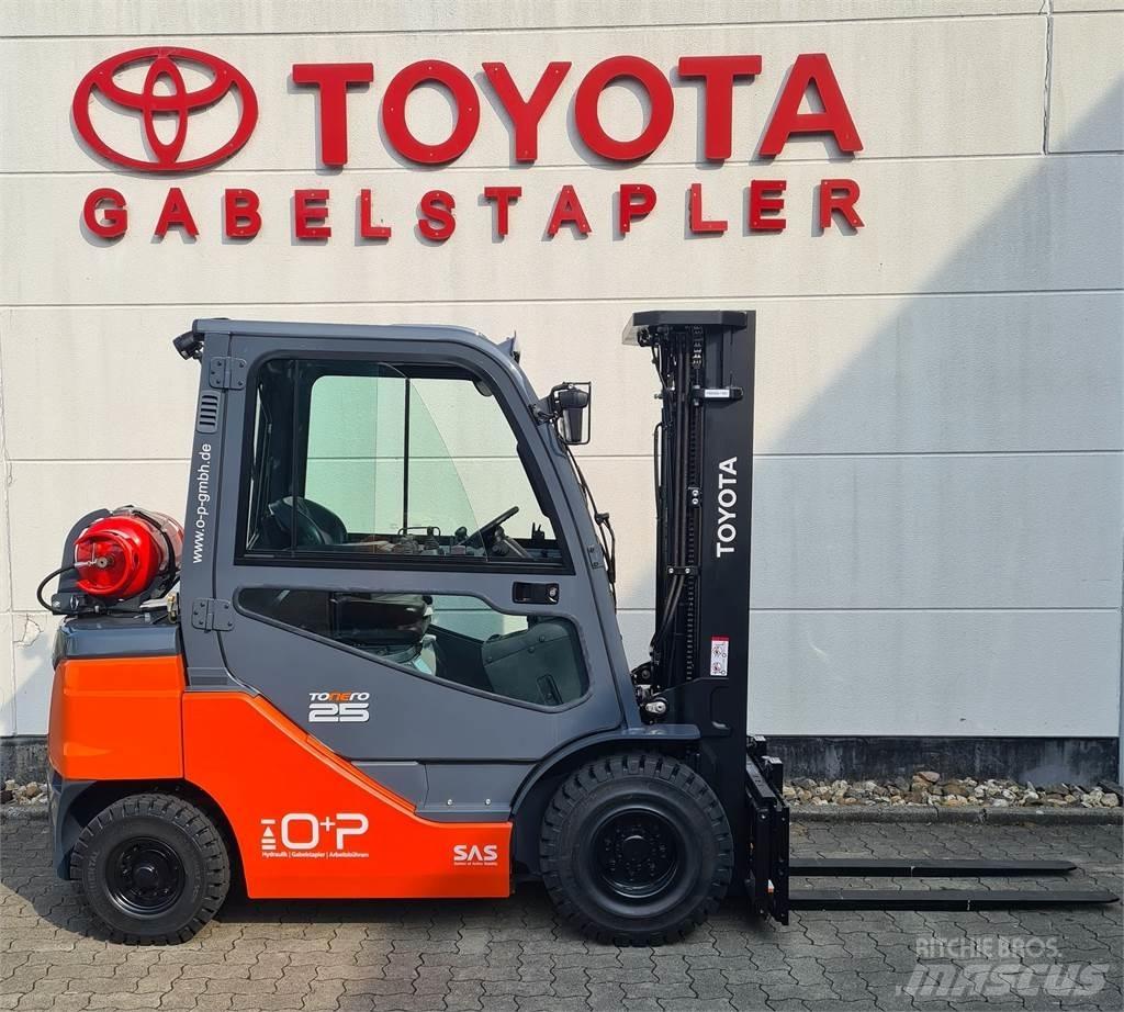 Toyota 02-8FGF25 Carretillas LPG