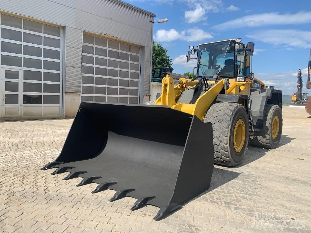 Komatsu WA 320-5H Cargadoras sobre ruedas