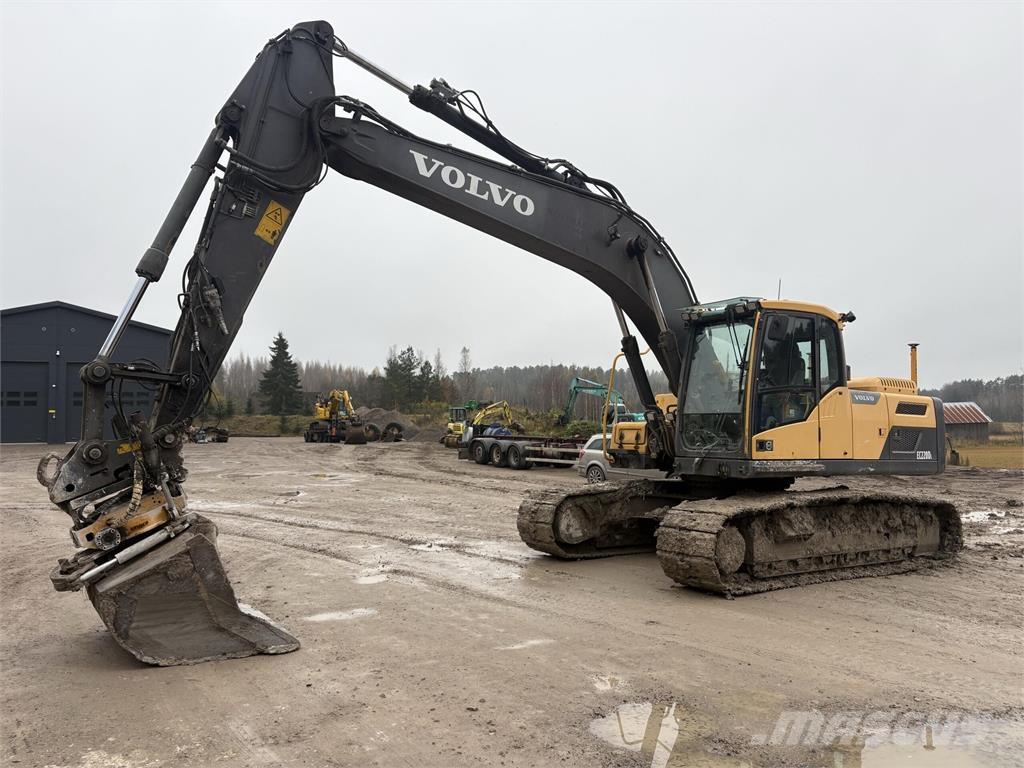 Volvo EC220DL Excavadoras de cadenas