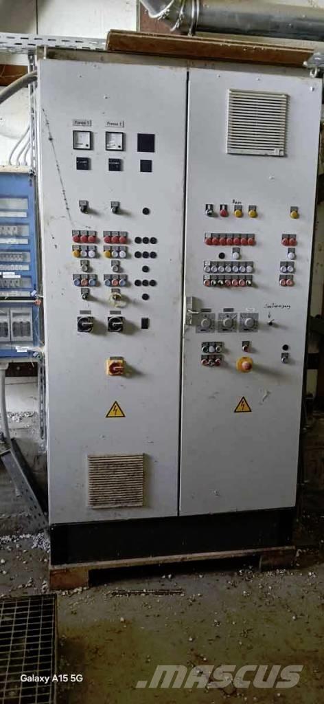  Strähle SK130/3 Procesadoras de cultivos y unidades de almacenamiento / máquinas - Otros