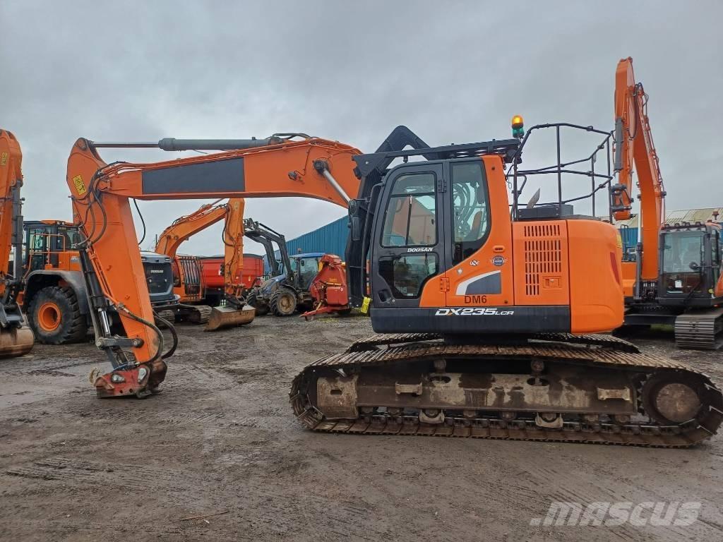 Doosan DX 235 LCR-5 Excavadoras de cadenas