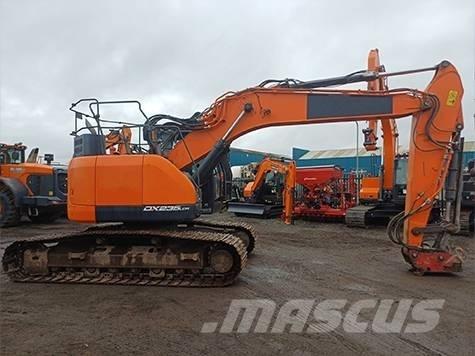 Doosan DX 235 LCR-5 Excavadoras de cadenas