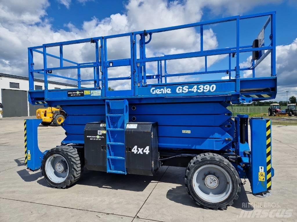 Genie GS 4390  RZ111 Plataformas tijera