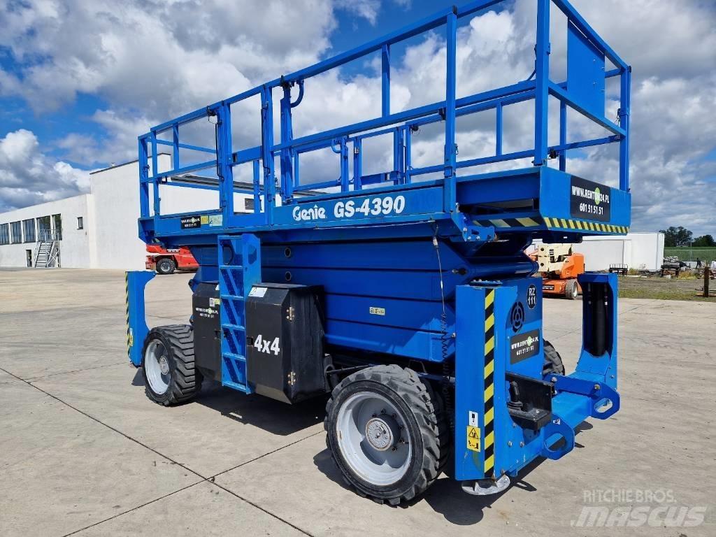 Genie GS 4390  RZ111 Plataformas tijera