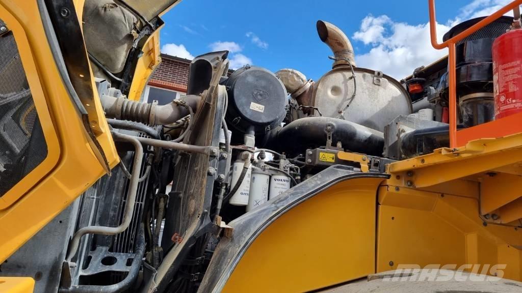 Volvo L 260 H Cargadoras sobre ruedas