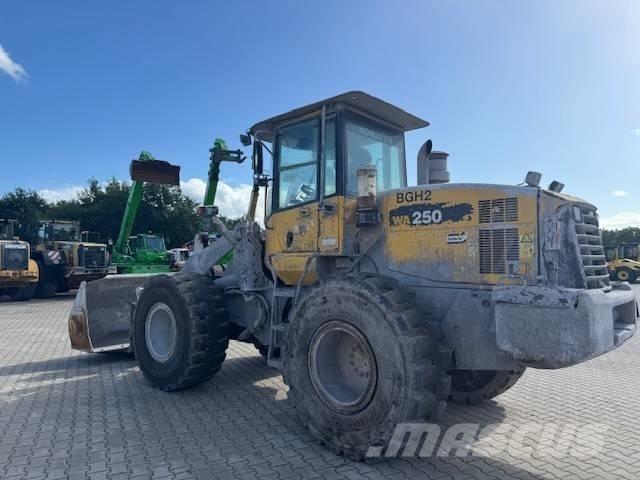 Komatsu WA 250-5 Cargadoras sobre ruedas