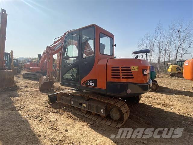 Doosan DX80 Excavadoras 7t - 12t